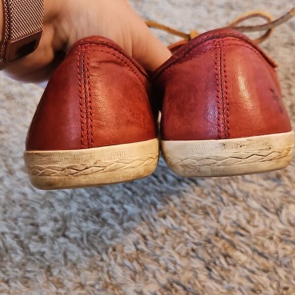 Frye Mindy Leather Sneakers Red Size 8 - Picture 4 of 9